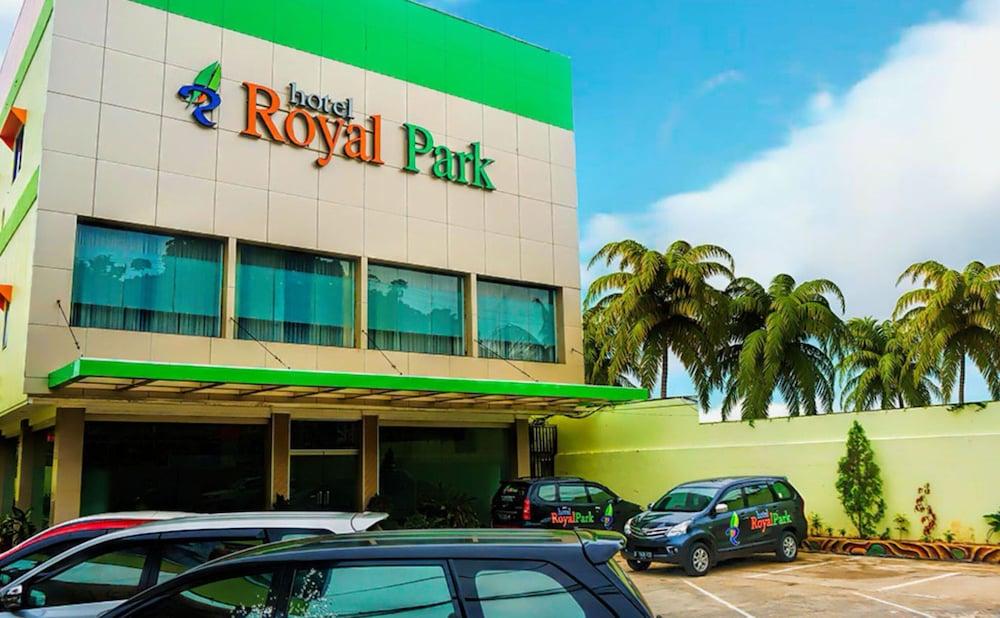 Royal Park Hotel Samarinda Luaran gambar