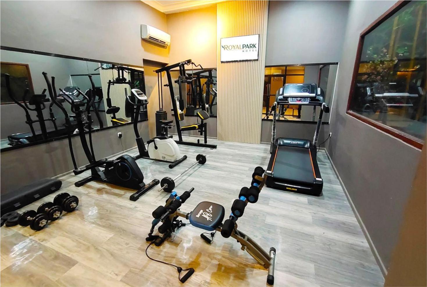 Royal Park Hotel Samarinda Luaran gambar
